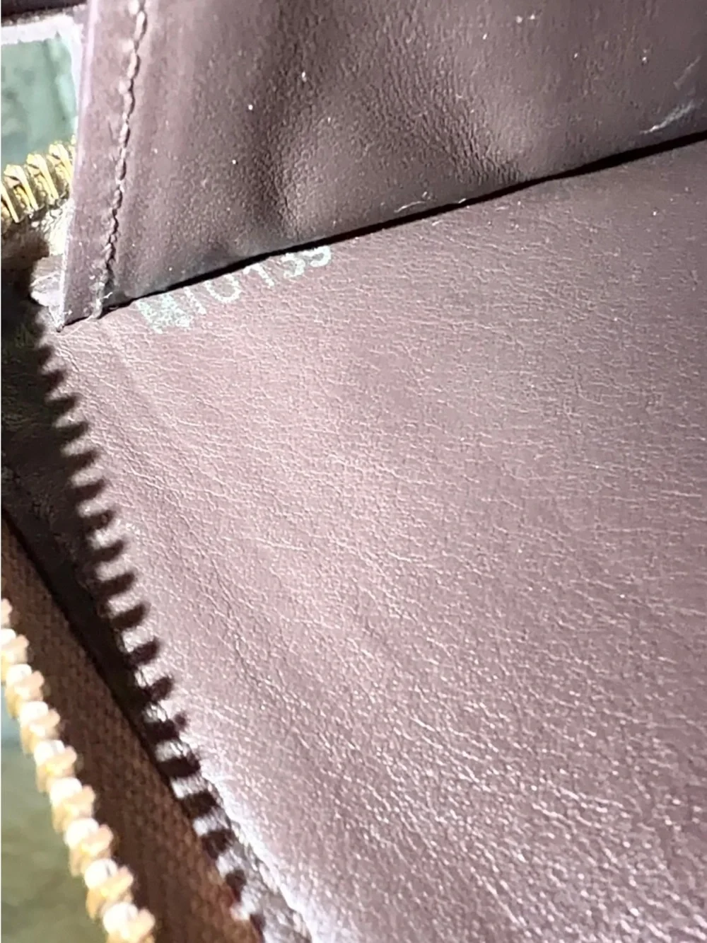 Louis Vuitton Comete Zip Around Wallet Taurillon Leather Taupe Gray M63104 - Picture 15 of 15